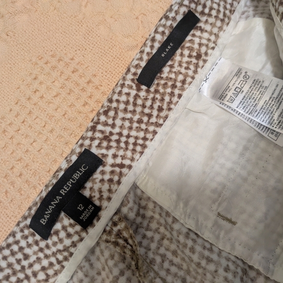 Bundle 2/$50 Banana Republic Brown and Beige Dress Pants - Picture 10 of 11